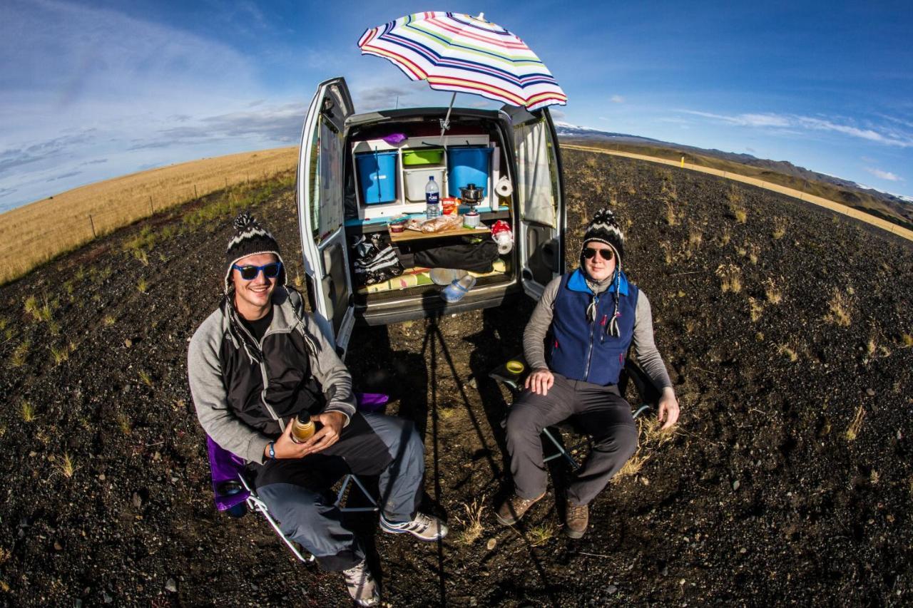 Kuku Campers - Campervans Keflavik Luaran gambar