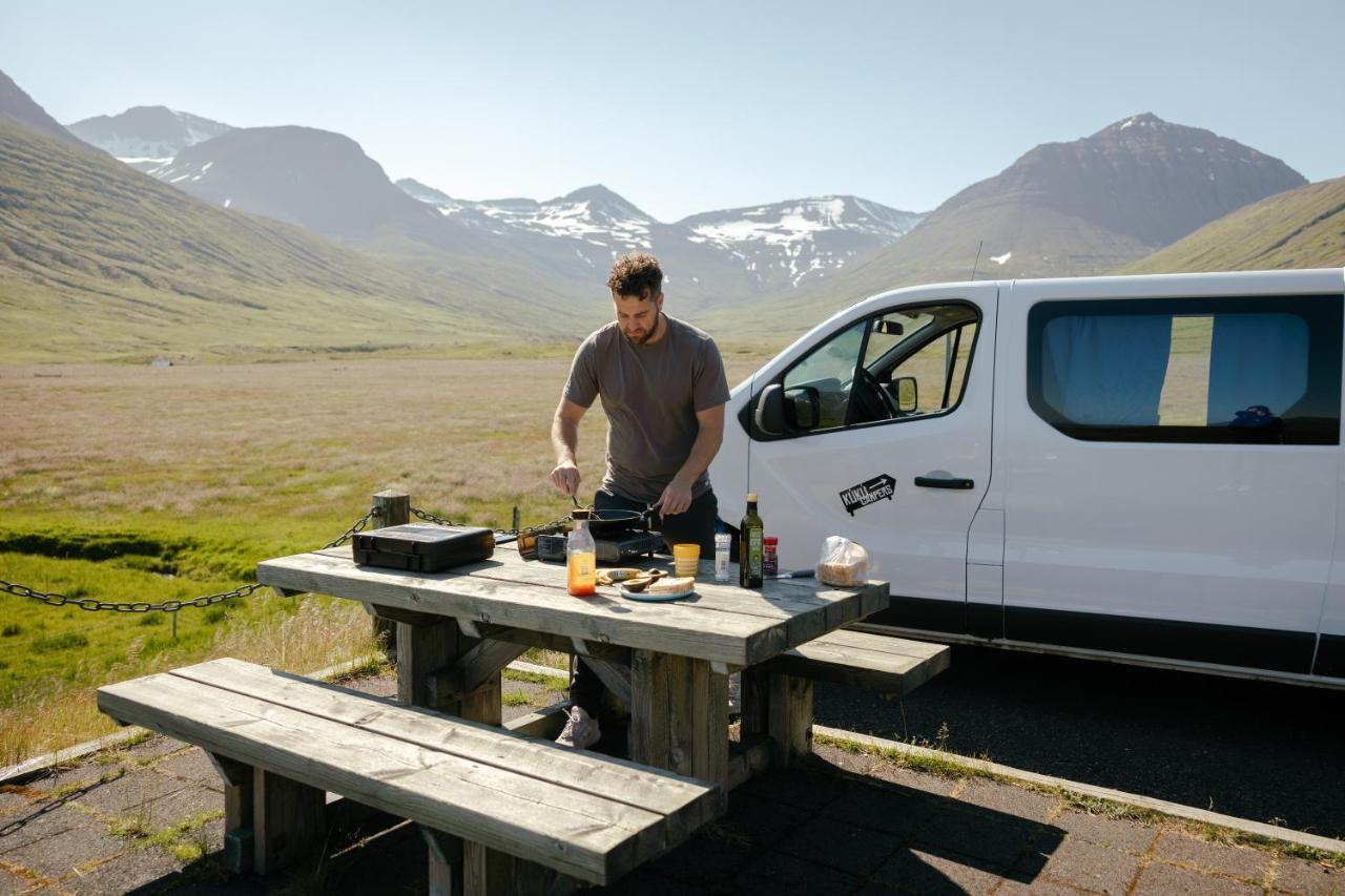 Kuku Campers - Campervans Keflavik Luaran gambar