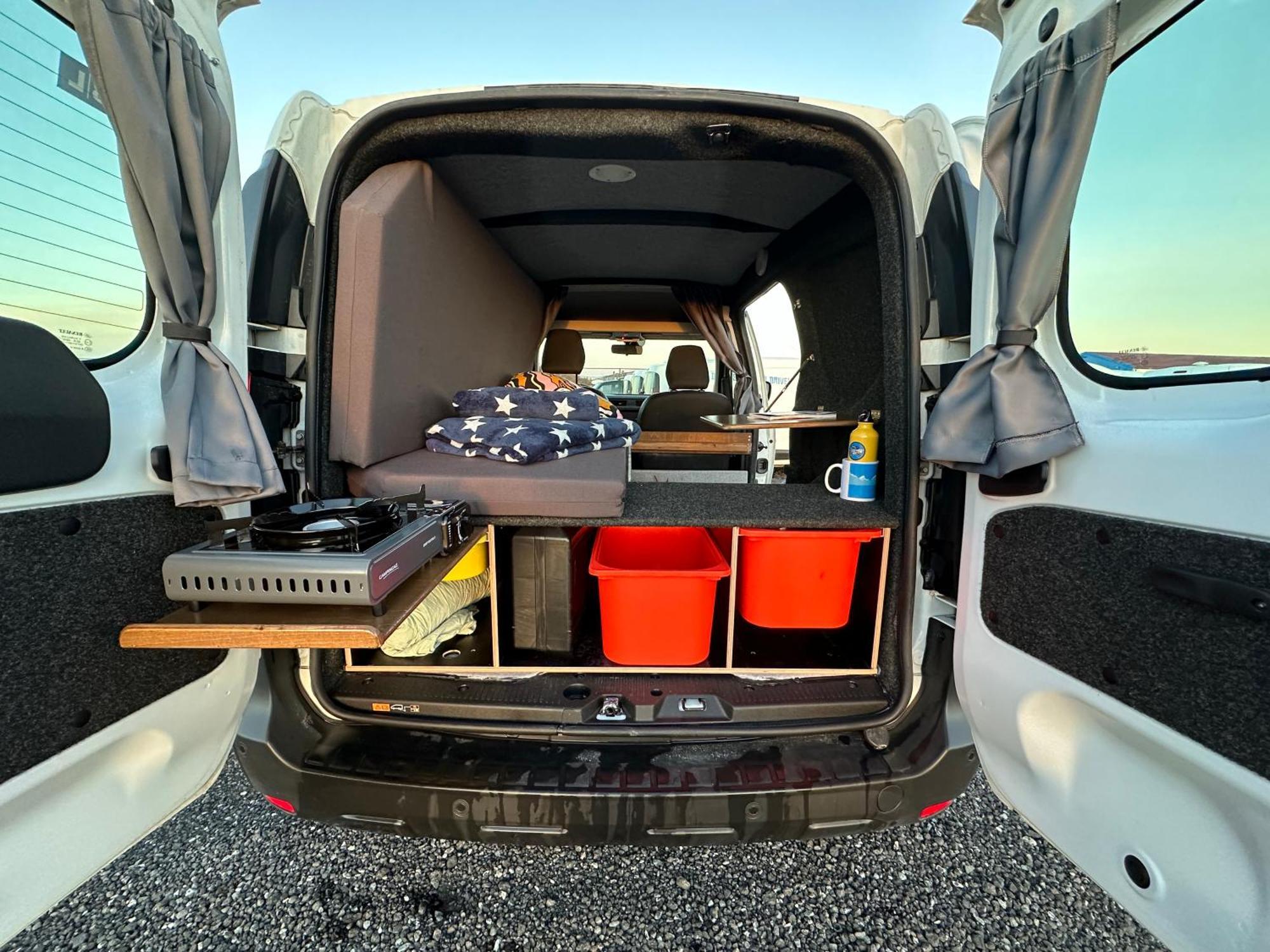 Kuku Campers - Campervans Keflavik Luaran gambar