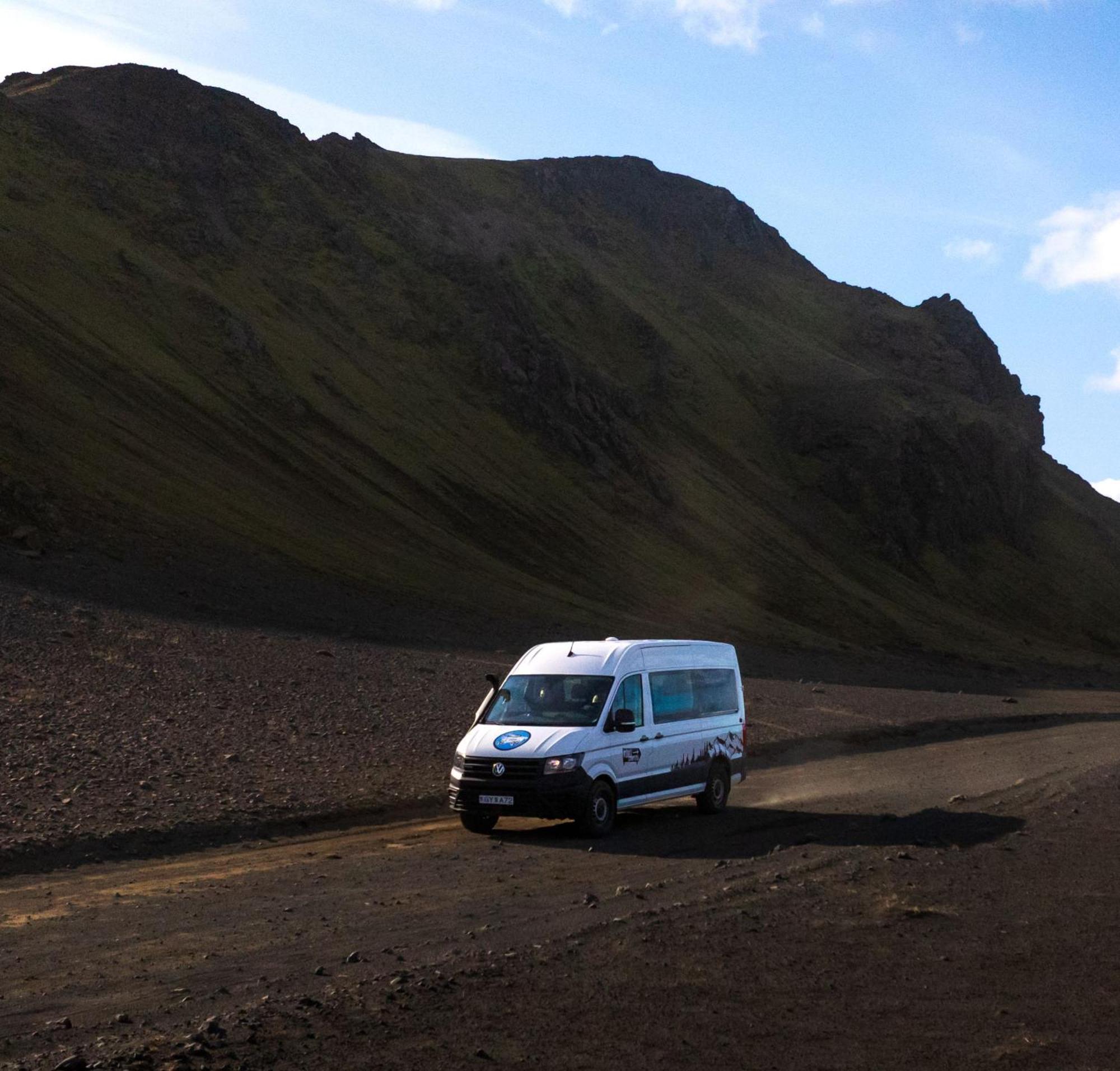 Kuku Campers - Campervans Keflavik Luaran gambar