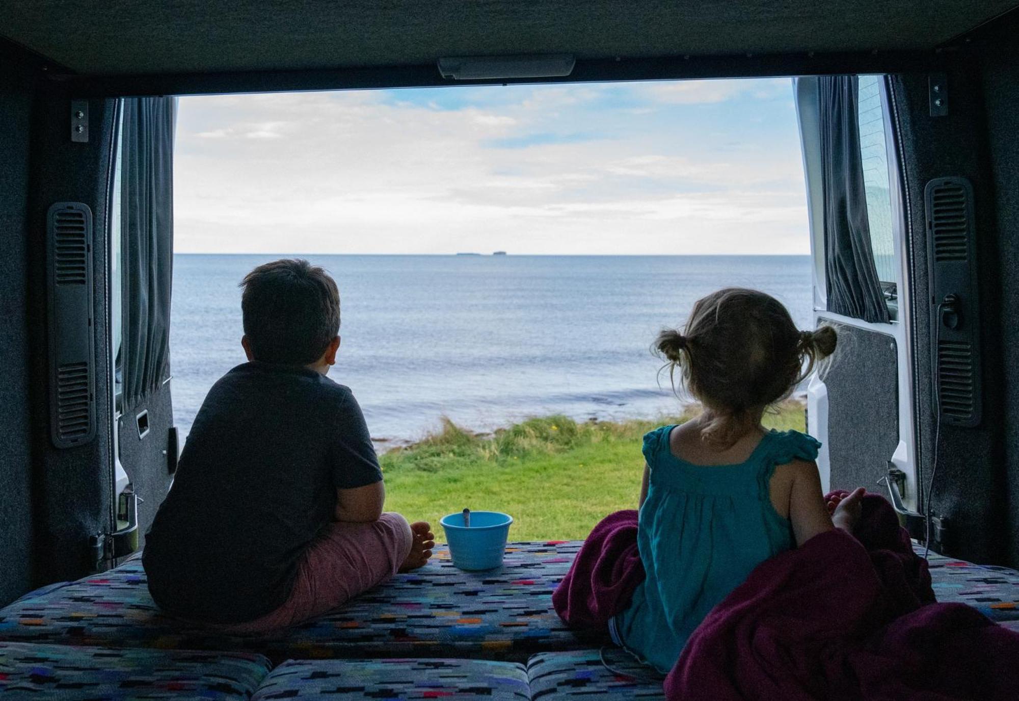 Kuku Campers - Campervans Keflavik Luaran gambar